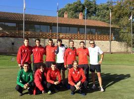 14 atletas del Club Oriente Atletismo se concentraron en Llanes