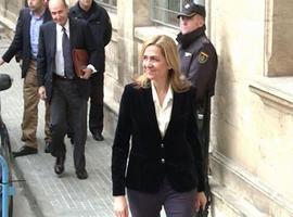 Llamazares (IU) encuentra salomónico el mantenimiento de la imputación de la Infanta