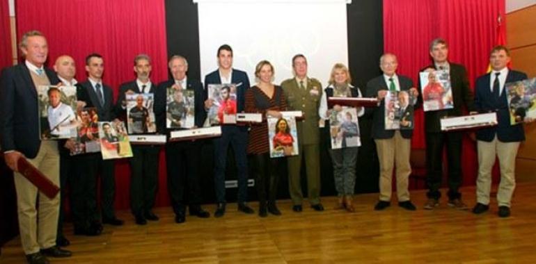 El Ejército de Tierra presenta su calendario 2015 dedicado al deporte