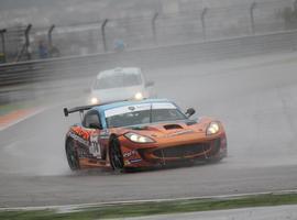 Javier Ibrán logra el título en el Nacional de GT