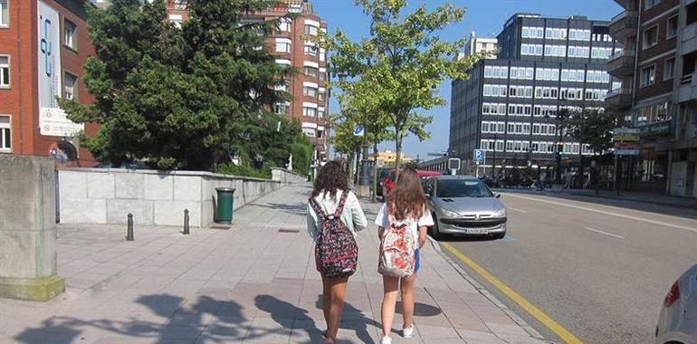 El PSOE de Oviedo pregunta por la vigencia del programa Caminos Escolares Seguros