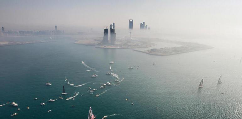La flota de la VOR parte de Abu Dhabi rumbo a China