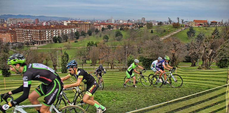 Los relevos abren el #nacional de #ciclocross de #Gijón