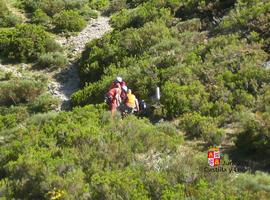 Rescatan a una excursionista herida en la bajada del Boquerón de Bobias