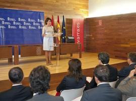 La Presidenta Barcina transmite a los altos cargos del Gobierno que \"hay que hacer más con menos\"