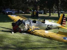 Harrison Ford hospitalizado tras un grave accidente de avioneta  
