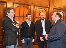 Caunedo compromete su apoyo a las empresas de Videojuegos, sector en el que Asturias destaca