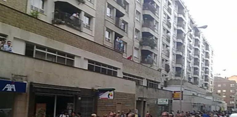 Cientos de indignados marchan de Ferraz a Génova contra la reforma constitucional