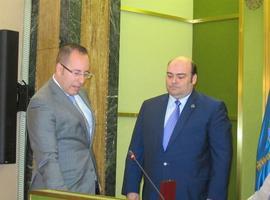 Arias se estrena como concejal del PP en Oviedo