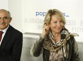 Aguirre echó en falta sentir a Rajoy falar de cambiar "lleis ideolóxiques"