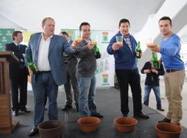 Presentación de la cosecha 2014 de sidra de manzana seleccionada