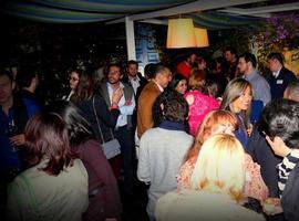 Una noche de citas y negocios en Bogotá