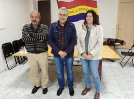 Orviz: "entre un bache y una persona, IU elegirá una persona"