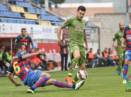 El Sporting se trajo un punto de Palamós tras el 0-0 contra el Llagostera