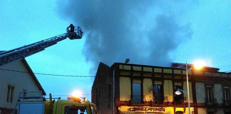 Detenido el ex de la regente del bar incendiado este fin de semana en Perlora