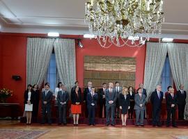  Bachelet presenta nuevo Gobierno para recuperar liderazgo en Chile 