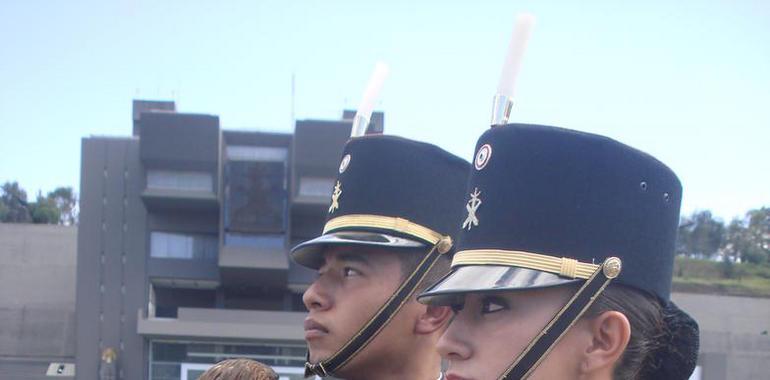 Se gradúan 10 cadetes femeninos por primera vez en 188 años del Heróico Colegio Militar 