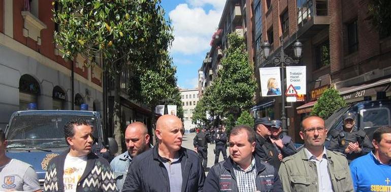 Sindicatos mineros se concentran en Oviedo y Madrid contra la política industrial tramposa de Rajoy