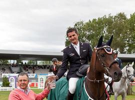 El italiano Antonio Alfonso gana la prueba Caja Rural de Gijón