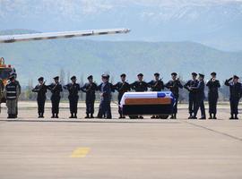 El presidente de Chile rinde homenaje al Cabo 2º Erwin Núñez