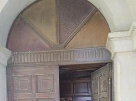 Vecinos denuncian la "dejadez" que sufre la iglesia de La Cadellada