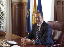 Fernando Goñi asiste a una reunión con los presidentes de los parlamentos autonómicos