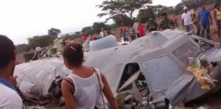 Once militares colombianos mueren en accidente aéreo