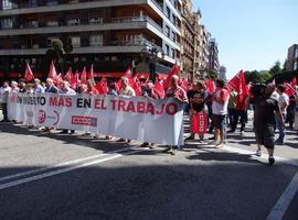 Los sindicatos piden una mayor seguridad laboral y cargan contra "el empleo precario"