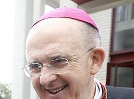 Carlos Osoro pide no juzgar a divorciados, homosexuales y transexuales, "imagen y semejanza de Dios"