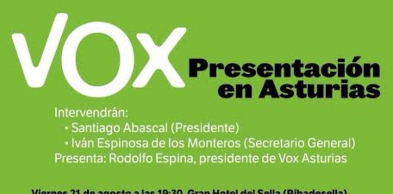 Santiago Abascal con VOX en Ribadesella.