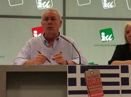 Cayo Lara tacha a Felipe González de "comisionista de Gas Natural" y refalga les sos opiniones