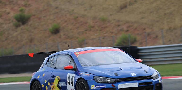 Navarrete suben al podio con el VW de Drivex en Navarra
