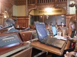 Diputadas y diputados de Podemos Asturies aportan 5.000 € al programa Impulsa