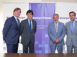 Fluor inicia su alianza con Sacyr para crecer en construcción industrial
