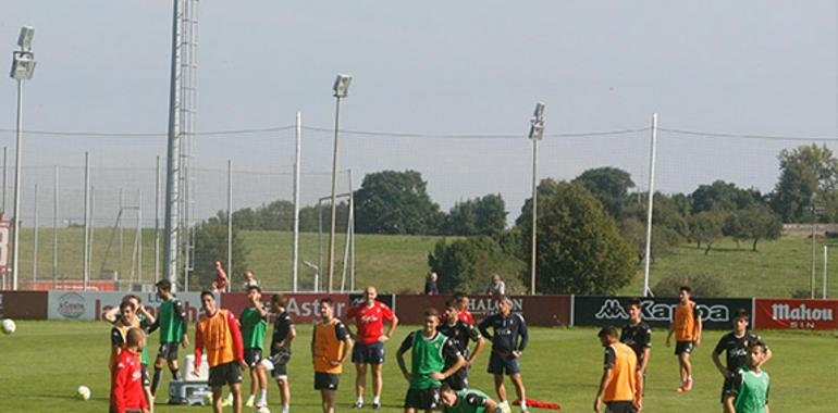 El Sporting entrena con la ilusión puesta en una nueva victoria en El Molinón