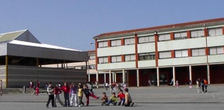 La Consejera de Educación inaugura el nuevo curso escolar en el CP ‘Poeta Juan Ochoa’ de Avilés