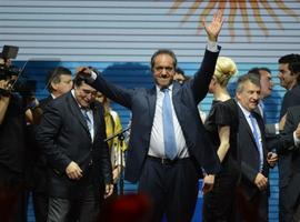 Scioli encabeza la intención de voto para las presidenciales en Argentina