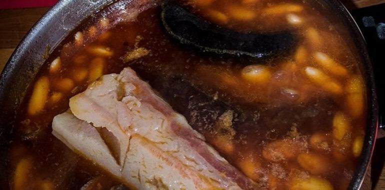 La industria cárnica asturiana rechaza el baldón cancerígeno de la OMS a este alimento