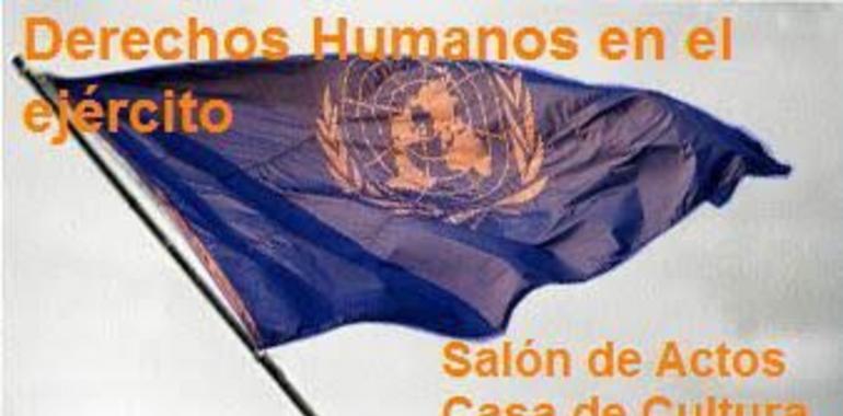  Luis Gonzalo Segura presenta Derechos Humanos en el ejército, en Cangas de Onís