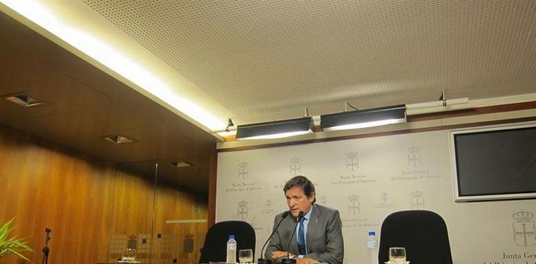 Javier Fernández da muchísima importancia a la negociación de los Presupuestos