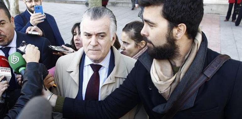 La xefa de personal del PP, imputada por supuestamente mentir sobrel reingresu de Bárcenas