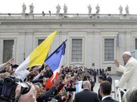 Papa Francisco: Dios llora por el Mundo en guerra