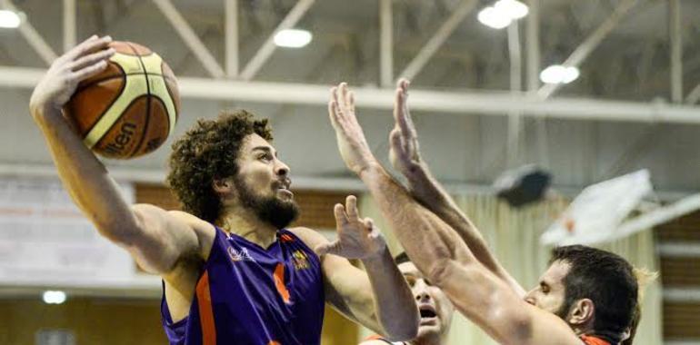  El Unión Financiera Baloncesto Oviedo vueve a la senada de la victoria
