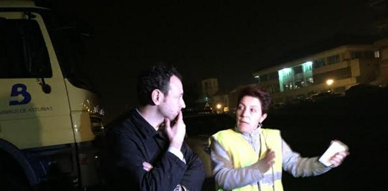 Cortes de carretera y vecinos evacuados por más de 100 incendios en Asturias