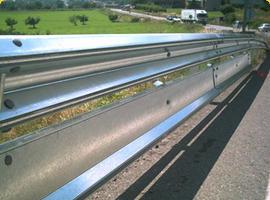 Madrid instalará barreras de protección para motoristas en 14 carreteras