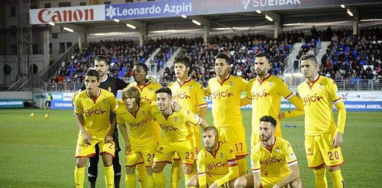 El Sporting vuelve de vacío del campo de Ipurua