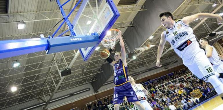 Traspiés en Pumarín (60-83) para el UF Oviedo Baloncesto