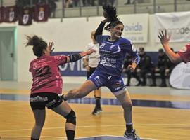 Victoria del Jofemesa Balonmano Femenino ante el Carobels ULE Cleba León