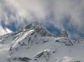 Cinco puertos de montaña en Asturias requieren cadenas
