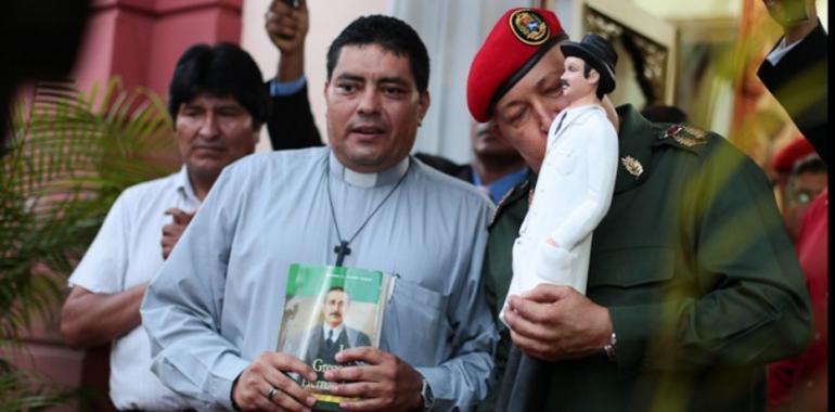 Chávez viaja a Cuba para cumplir con cuarta etapa de quimioterapia 